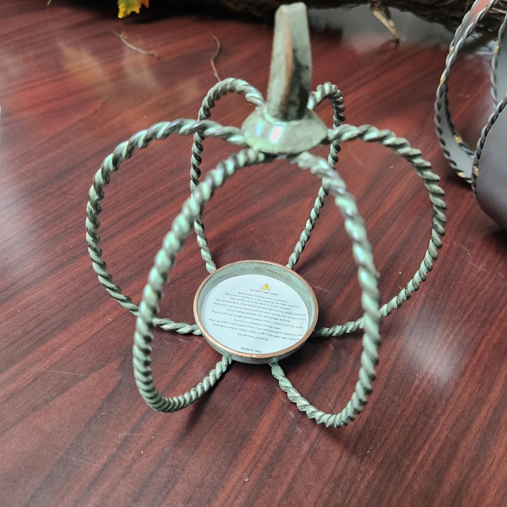 Metal Pumpkin Candle Holder - Picture 4 of 4